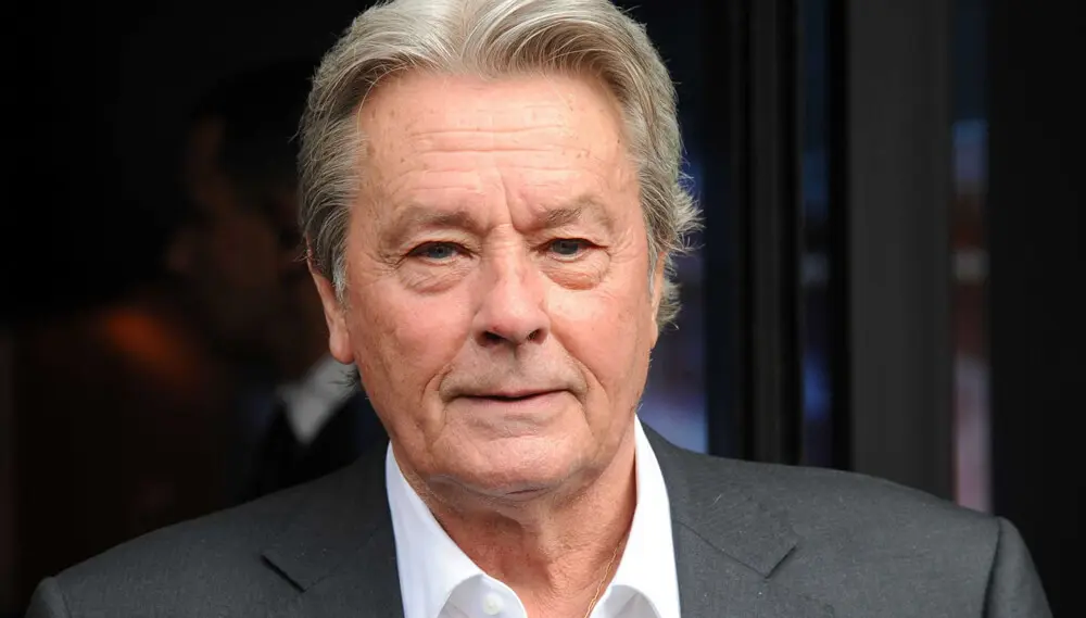 ALAIN DELON – promoted by Dooweet
